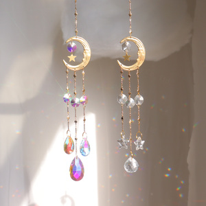 En gros Attrape-soleil en cristal K9 de haute qualité, Attrape-soleil suspendu en forme de lune, Carillon éolien - Product Image 1