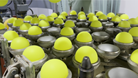 Machine de moulage rotatif en plastique Keshang Roto personnalisée et facile à utiliser pour la production de balles de pickleball de 74 mm