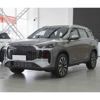 Tren kendaraan energi baru T8 130KM edisi kenyamanan Hybrid EV SUV dengan fitur rentang panjang untuk penggunaan harian dan rumah