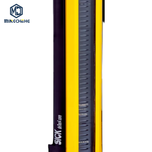 Transmetteur de rideau lumineux de sécurité C4C-SA06010A10000 pour une hauteur de zone de protection de 600 mm - Product Image 1