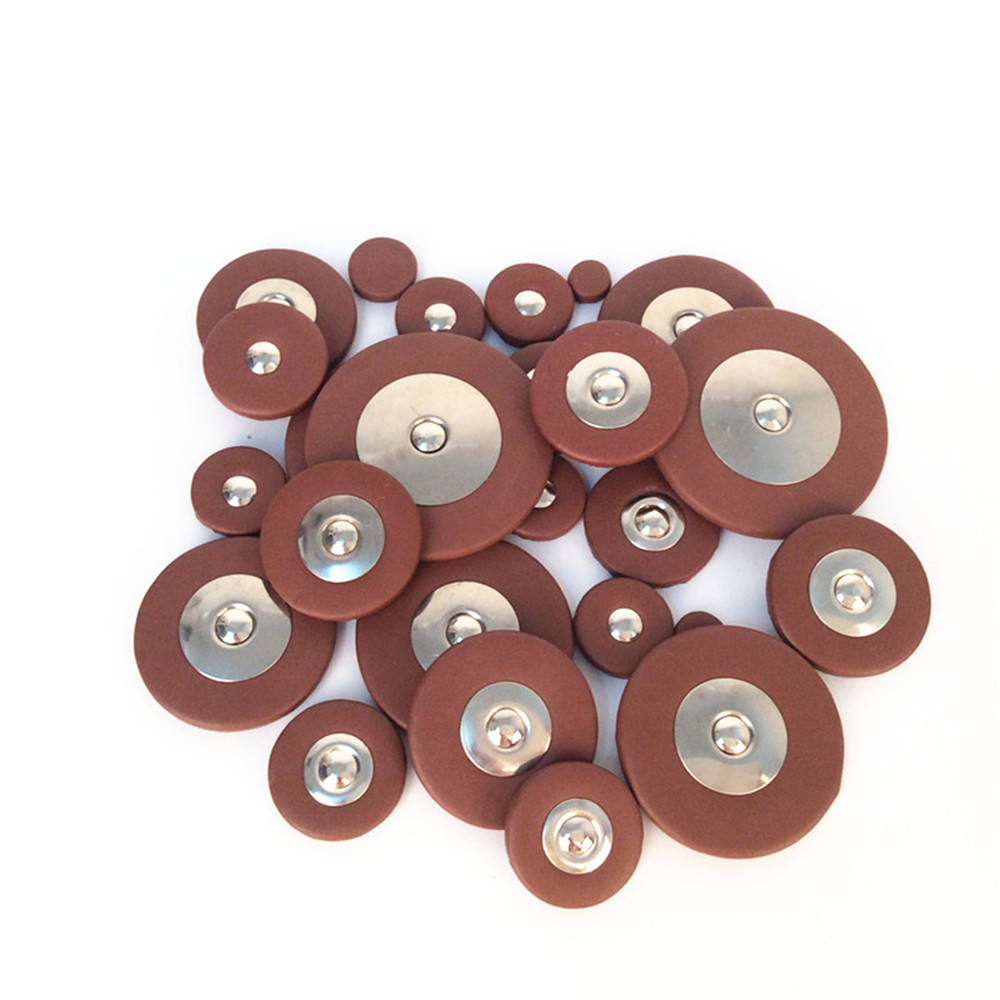 สีน้ำตาล