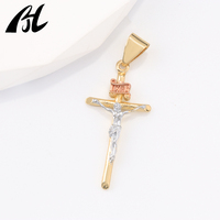 Collier à breloque en laiton plaqué or 14 carats bicolore, thème religieux, croix crucifix, petit pendentif avec strass en cristal, vente chaude