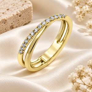 Anello bicolore da donna con design geometrico semplice, adatto per l'uso quotidiano. - Product Image 6