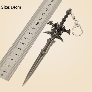 Épée Frostmourne du Roi des Liches en métal <span class=keywords><strong>Arthas</strong></span>, modèle de collection de 14 cm (5,51 pouces) pour décoration de bureau, cadeau - Product Image 4