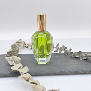 Elegante Botella de Perfume Hexagonal de 35 ml, Alta Calidad, Fondo Grueso con <span class=keywords><strong>Ventana</strong></span>, Tapa Dorada, Envases de Belleza - Product Image 1