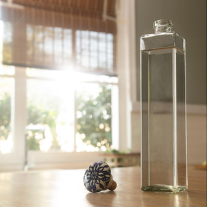 Nouveau design Bouteille en verre carrée de 750ml avec bouchon en céramique pour eau, vin, vodka, whisky, brandy et <span class=keywords><strong>tequila</strong></span> - Product Image 4
