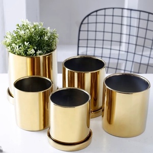 Nordic Galvanotecnica Disposizione Dei Fiori di <span class=keywords><strong>Ceramica</strong></span> Rotondo <span class=keywords><strong>Vaso</strong></span> di Fiori Vasi di <span class=keywords><strong>Piante</strong></span> Commercio All'ingrosso Ornamento Che Placca Dorata <span class=keywords><strong>Vaso</strong></span> - Product Image 6