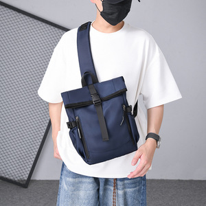 Nouveau sac à bandoulière de style japonais pour hommes, sac à bandoulière de grande capacité, sac d'ordinateur étanche pour les déplacements et le sport - Product Image 4