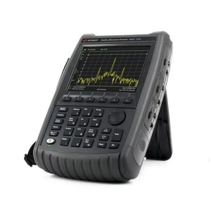 เครื่องวิเคราะห์โปรโตคอลไมโครเวฟแบบพกพา Keysight N9950a 32 GHz Fieldfox พร้อมหน้าจอ LED ขนาด 7 นิ้ว ป้องกันน้ำและฝุ่นระดับ IP55 มากกว่านี้ - Product Image 6