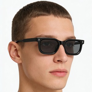 Occhiali da Sole di Lusso Personalizzati 2026, Montatura Quadrata Piccola Retrò alla Moda, Occhiali da Sole Designer per Donne e Uomini in TR90 - Product Image 1