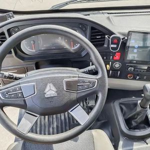 มือสอง Howo 10Ton 15 Ton รถตู้รถบรรทุก 30Ton รถบรรทุกสินค้ากล่องขายสําหรับตลาดแอฟริกา - Product Image 6