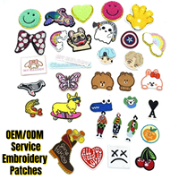 Schattige nieuwe diverse dierenprint strijkbare kleine borduurpatches/badges van vlies voor hoeden en kledingdecoratie