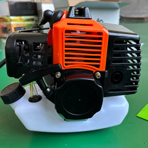 El <span class=keywords><strong>precio</strong></span> más barato, las mejores ventas, <span class=keywords><strong>desbrozadora</strong></span> <span class=keywords><strong>de</strong></span> motor <span class=keywords><strong>de</strong></span> 33cc, herramientas <span class=keywords><strong>de</strong></span> jardín, recortadora <span class=keywords><strong>de</strong></span> césped eléctrica a <span class=keywords><strong>gasolina</strong></span>, <span class=keywords><strong>desbrozadora</strong></span> - Product Image 5