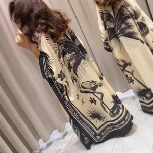 Nuevo Vestido Estilo Vacacional Holgado con Estampado Retro y Cuello en V para Mujer, Talla Grande, Nq6019 - Product Image 2