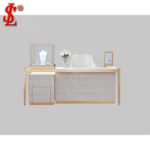 Vetrina Espositiva per Gioielli Personalizzata in Metallo Verniciato Nero, Banco Espositivo in Acciaio Inossidabile per Gioielleria - Product Image 3