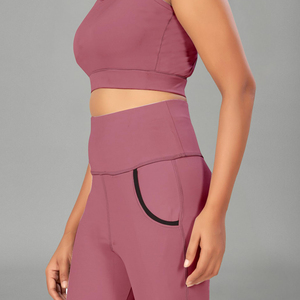 Ensemble de yoga professionnel pour femmes, nouvelle collection, personnalisable, vente chaude, faible MOQ, tenue de sport, ensemble de yoga de haute qualité, coupe ajustée, ensembles de yoga fitness - Product Image 3