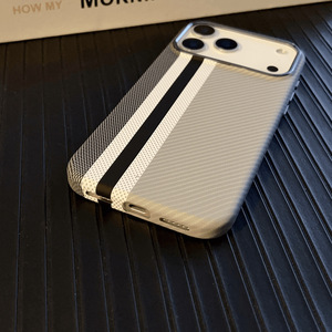 <span class=keywords><strong>Coque</strong></span> de téléphone portable magnétique mate à motif animalier Montagne et Rivière pour <span class=keywords><strong>iPhone</strong></span> 17 <span class=keywords><strong>Pro</strong></span> Max - Product Image 4