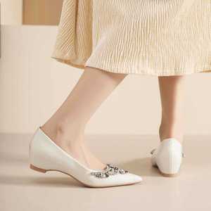 Silver <b>Pointed</b> <b>Toe</b> <b>Flats</b> Patent Leather Rhinestone Wedding Shoes Women Slip On Soft Sole <b>Flat</b> Heel - Product Image 4