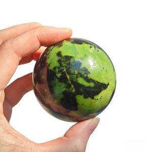 Venta al por Mayor de Bolas de Cristal de Ópalo Verde Natural Pulido, Piedra de Feng Shui de 5-7 cm para Decoración del Hogar y Regalos - Product Image 3