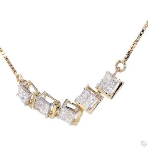 Pendentif élégant en or et diamants pour femme, bijoux raffinés, collier de qualité supérieure, charme pour la mode quotidienne - Product Image 2