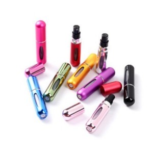 ขวดน้ำหอมขนาดพกพา 5 มล. แบบเติมได้ มีหน้าต่างมองเห็นได้ ใช้ซ้ำได้ พกพาสะดวก ทำจากพลาสติก สำหรับทดลองน้ำหอม - Product Image 1