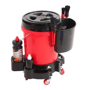 Vente en gros Réservoir d'eau détachable rouge noir <span class=keywords><strong>20L</strong></span> Seau d'entretien de voiture Seaux de lavage de voiture en plastique avec protection contre les grains - Product Image 2