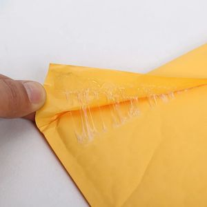 Sobres de Burbuja Kraft Ecológicos e Impermeables, Bolsas de Embalaje Acolchadas Amarillas con Autosellado para Envíos - Product Image 5