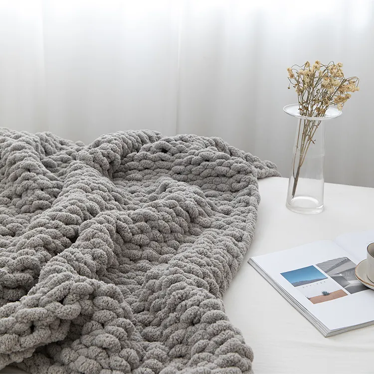 Custom Comfortable Home DecorationChunky Knit Chenille Throw Blankets