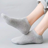 CMAX OEM vente en gros pas cher Spandex coton jetable hommes femmes chaussettes noir blanc gris mélange couleur cheville solide prêt chaussettes
