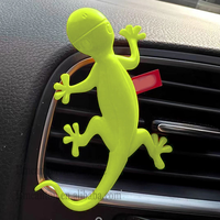 Diffuseur d'arômes portable en silicone en forme de gecko mignon pour grille d'aération de voiture, multicolore, emballé sous blister, décoration intérieure automobile