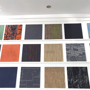 กระเบื้องปูพื้นพรมสำหรับงานหนักขนาด20X20นิ้วสีเทาอ่อน20ชิ้นกระเบื้อง50X50Cm พรมเชิงพาณิชย์ - Product Image 3