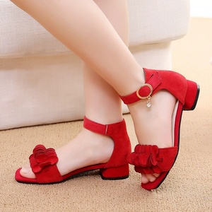 <span class=keywords><strong>Scarpe</strong></span> da principessa <span class=keywords><strong>per</strong></span> bambini <span class=keywords><strong>per</strong></span> festa di matrimonio estate Chic <span class=keywords><strong>per</strong></span> ragazze sandali con fiori causali alla moda sandali con tacchi bassi <span class=keywords><strong>per</strong></span> bambini - Product Image 4