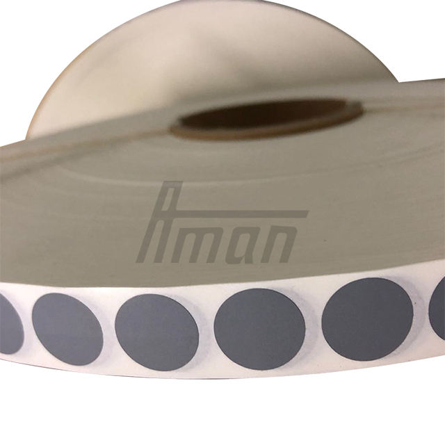 สีเทาเข้ม