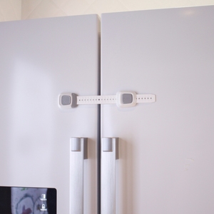 Probebi LH05 Serrure de sangle de sécurité d'angle à l'épreuve des enfants Serrure bébé réglable avec matériaux ABS et PE - Product Image 2