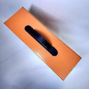 Services de conception d'emballage de vin comprenant la conception d'étiquettes et de boîtes cadeaux - Product Image 4