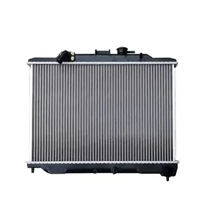 Auto radiateur pa66-gf30 pour Caravane Nissan Urvan E25 Turbo