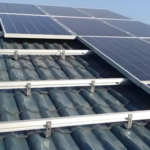 Structure en aluminium pour panneaux solaires photovoltaïques, système de montage <span class=keywords><strong>sur</strong></span> toit pour panneaux solaires - Product Image 2