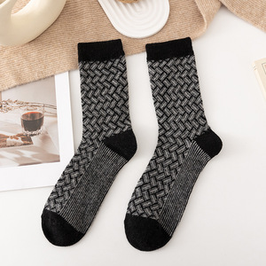<span class=keywords><strong>Chaussettes</strong></span> <span class=keywords><strong>de</strong></span> compression en laine tricotée transparentes pour femmes avec des motifs <span class=keywords><strong>fantaisie</strong></span> - Product Image 2