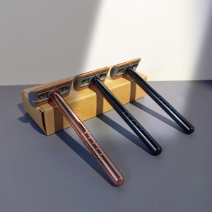 BEIKELIN Rasoir de sécurité à lame en acier inoxydable à <span class=keywords><strong>double</strong></span> tranchant écologique en gros avec rasoir à manche en aluminium pour le visage et le corps - Product Image 2