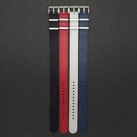 Bracelet de montre en nylon sport à rayures à chevrons en deux pièces personnalisé 20mm & 22mm Bracelet de poignet
