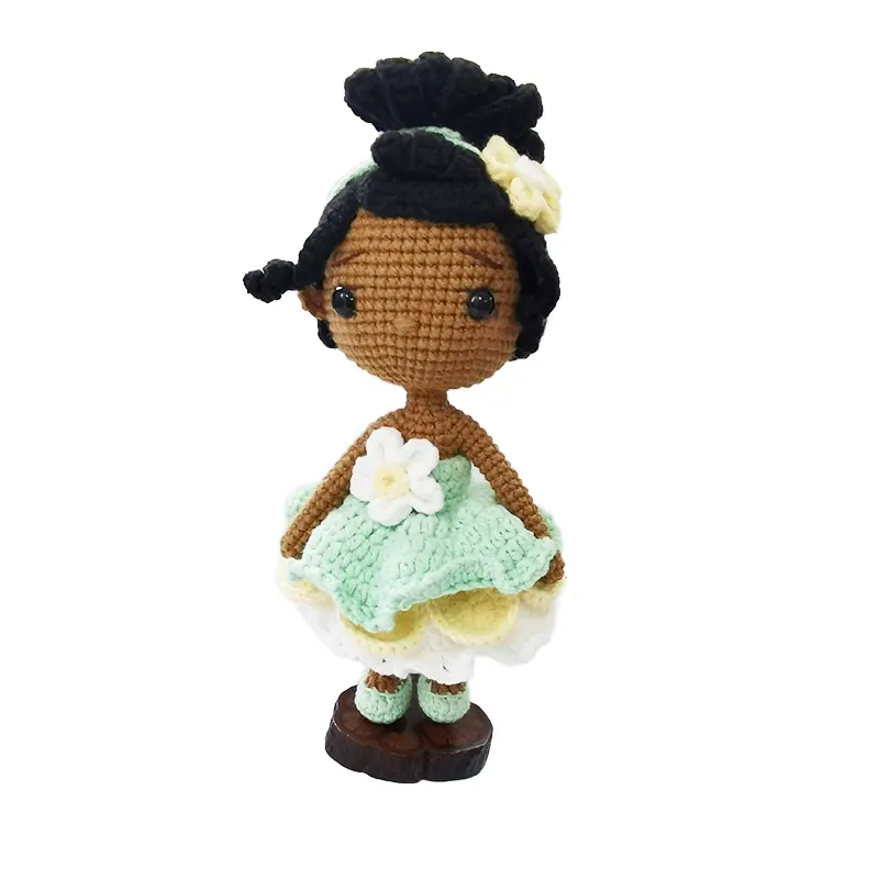 17-21cm Crochet Princess Dolls Juguete hecho a mano para niños Juguete de ganchillo para regalo de Navidad