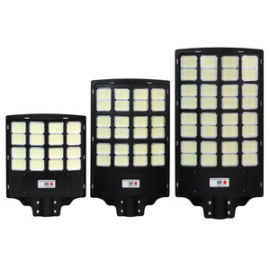 Lampadaire <span class=keywords><strong>solaire</strong></span> LED intégré tout-en-un BOYI en plastique ABS, étanche IP65, 500W, 800W, 1000W, pour <span class=keywords><strong>extérieur</strong></span> - Product Image 3