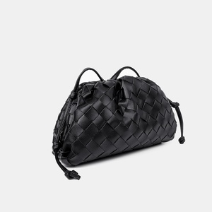 Nuevo Bolso de Hombro de Piel Suave Tejida, Clutch Diagonal de Alta Gama, Popular Bolso de Mujer de Piel Vacuna, de Poliéster, Moderno y Casual - Product Image 3