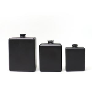 Wholesale Black Matte <b>Mini</b> Mist <b>Spray</b> Glass <b>Bottle</b> Fragrance Perfume <b>Bottle</b> and Box Perfume Travel <b>Bottle</b> - Product Image 4