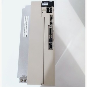 SGDV-120D11A020000 <span class=keywords><strong>Servo</strong></span> <span class=keywords><strong>Drive</strong></span> Nouveau dans la boîte PLC PAC et contrôleurs dédiés Expédition accélérée - Product Image 1