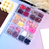 Venta al por mayor de pegatinas 3D mate de almendra y ataúd para uñas postizas de salón, cobertura completa, estilo francés, diseño acrílico ABS desmontable con acabado artístico.