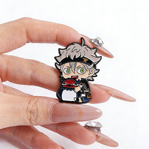 Broche en émail Anime <span class=keywords><strong>Black</strong></span> <span class=keywords><strong>Clover</strong></span>, adorable démon Asta Chibi, badge de revers en métal, objet de collection pour la décoration de sacs à dos et de vêtements - Product Image 3