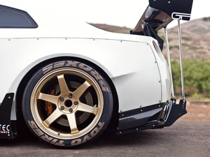 Aletas Laterales Traseras de Fibra de Carbono Seca para Nissan GTR R35 2008-2016, Estilo Deportivo - Product Image 3