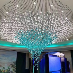 Lampadario Grande in <span class=keywords><strong>Vetro</strong></span> Personalizzato con Pietre Colorate Sospese per Sale Espositive e Hall di Hotel - Product Image 3