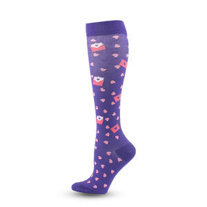 Chaussettes de compression pour femmes, longueur mollet, classe 1, en nylon, pour le soutien quotidien, la course et les infirmières, fabriquées au Zhejiang pour les jeunes (18-40) - Product Image 5